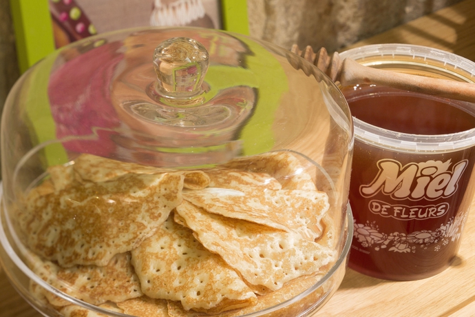 Imagen del bar/restaurante del Hotel Cordelia. Foto 7