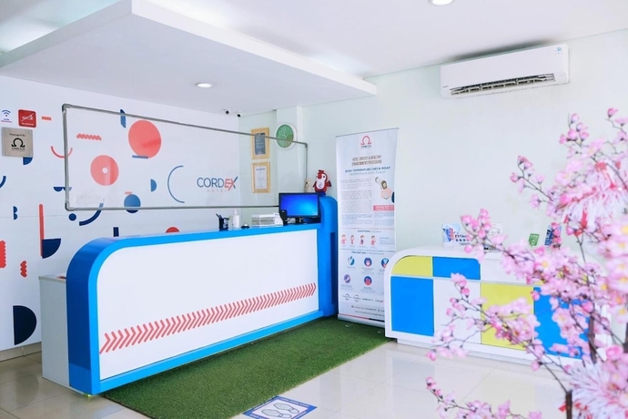 Imagen de los interiores del Hotel Cordex Ancol Jakarta. Foto 15