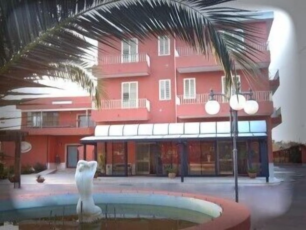 Imagen general del Hotel Cordial, Comiso. Foto 1