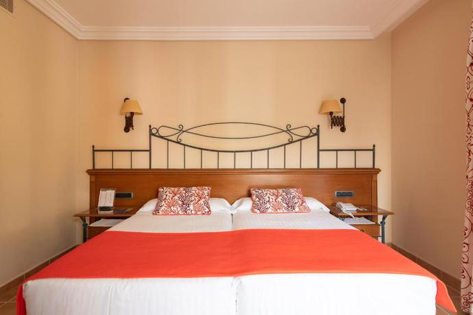 Imagen general del Hotel Cordial Mogán Playa. Foto 17