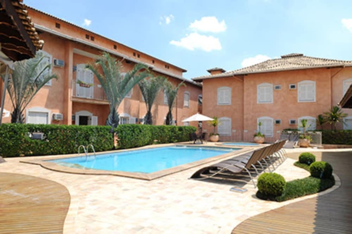Imagen de la piscina del Hotel Cordialle. Foto 16