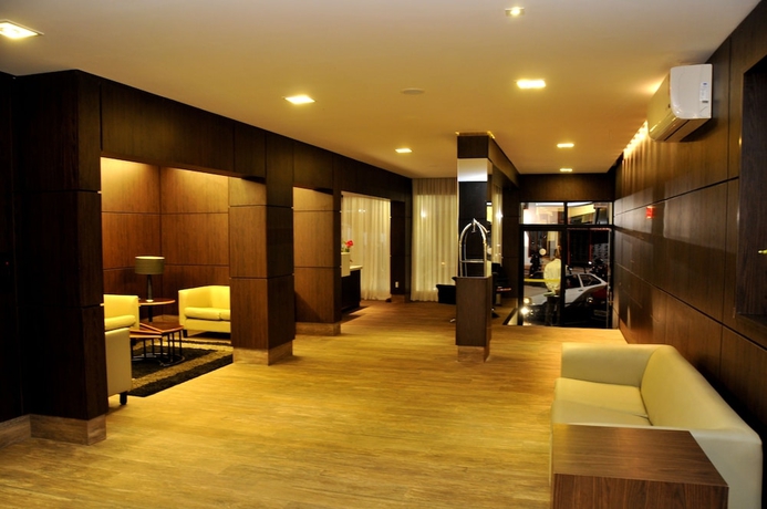 Imagen del bar/restaurante del Hotel Cordilheira. Foto 2