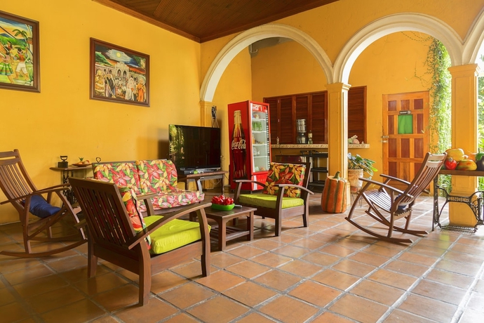 Imagen del bar/restaurante del Hotel Cordoba, Granada. Foto 2