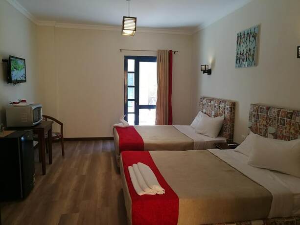 Imagen general del Hotel Cordoba Suits. Foto 7