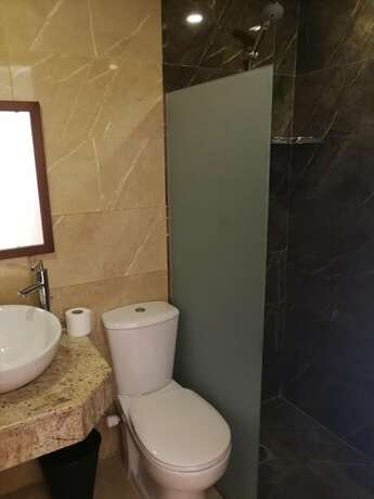 Imagen general del Hotel Cordoba Suits. Foto 12
