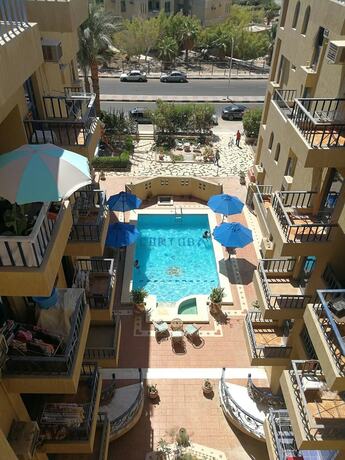Imagen general del Hotel Cordoba Suits. Foto 13