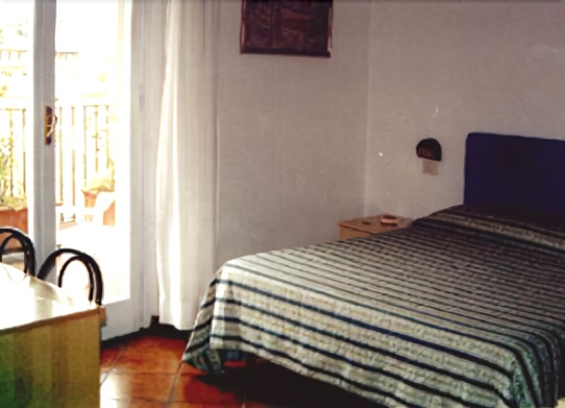 Imagen de la habitación del Hotel Cordova. Foto 9