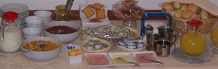 Imagen del bar/restaurante del Hotel Cordova. Foto 6