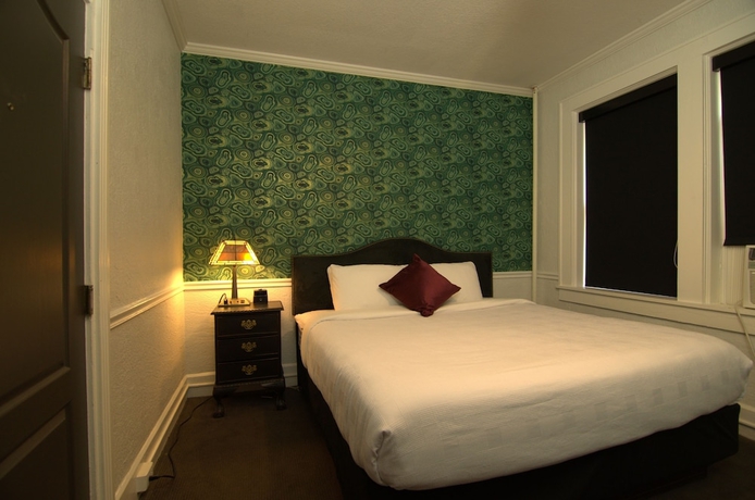 Imagen de la habitación del Hotel Cordova Inn. Foto 6