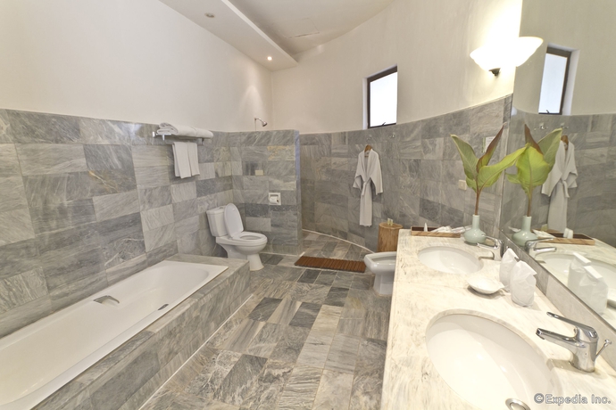 Imagen de la habitación del Hotel Cordova Reef Village Resort. Foto 4
