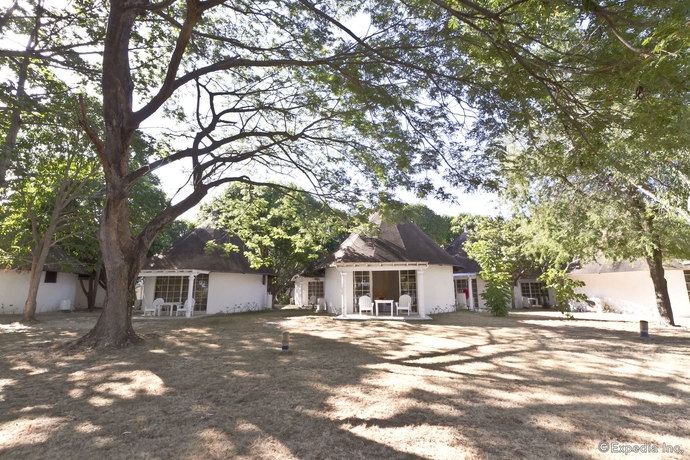 Imagen de los exteriores del Hotel Cordova Reef Village Resort. Foto 15