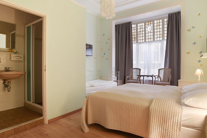 Imagen de la habitación del Hotel Corel. Foto 3