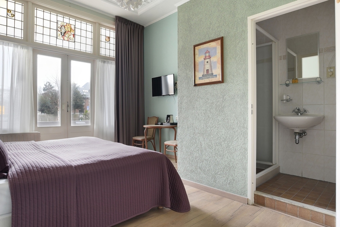 Imagen de la habitación del Hotel Corel. Foto 15