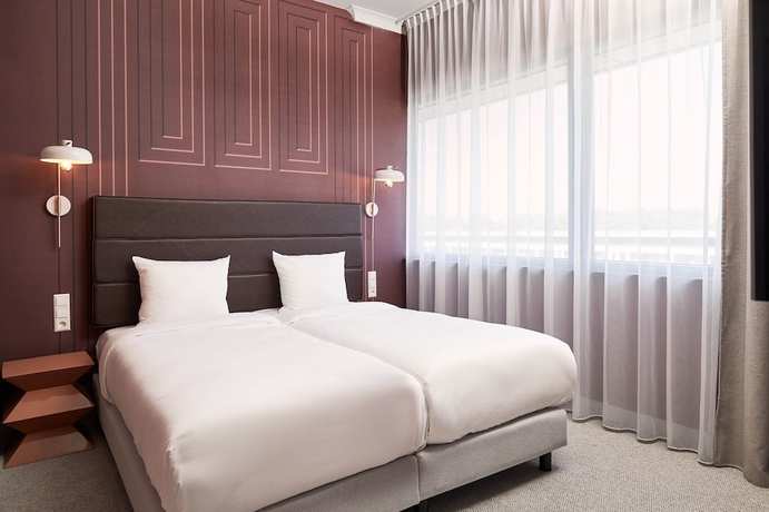 Imagen de la habitación del Hotel Corendon Urban Amsterdam Schiphol Airport. Foto 15