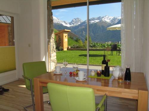 Imagen de la habitación del Hotel Cores. Foto 10