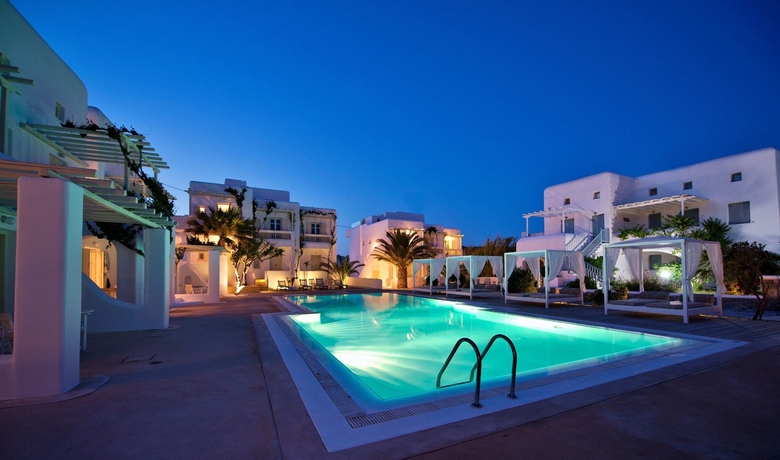 Imagen de la piscina del Hotel Corfos. Foto 5