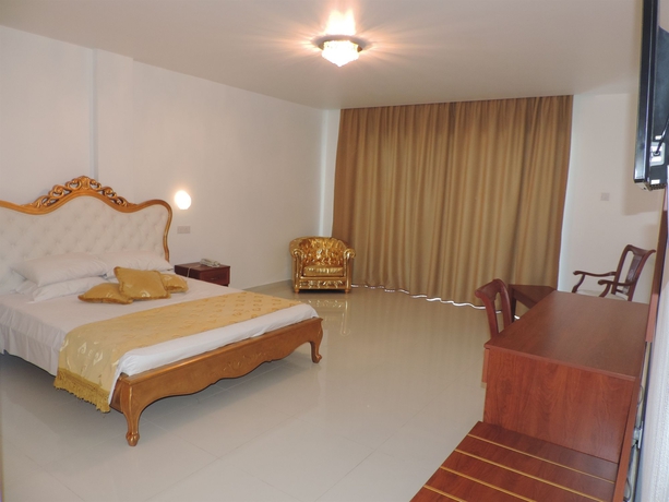 Imagen de la habitación del Hotel Corfu. Foto 11