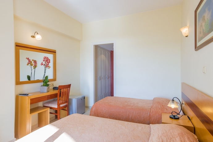 Imagen de la habitación del Hotel Corfu Hellinis. Foto 3