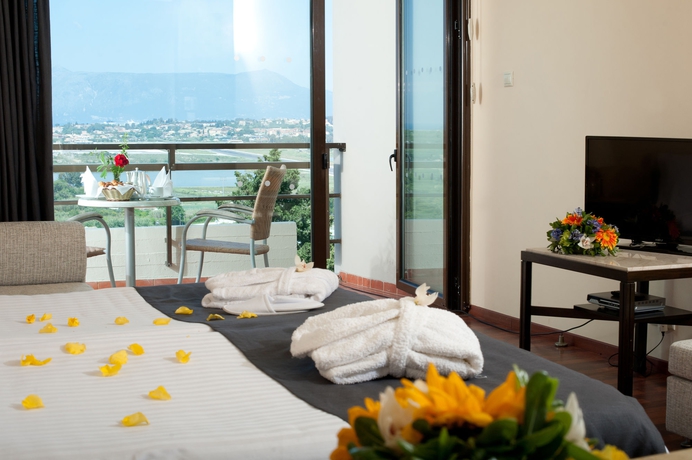 Imagen de la habitación del Hotel Corfu Holiday Palace. Foto 6