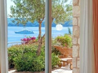 Imagen general del Hotel Corfu Luxury Villas, Pirgi. Foto 5