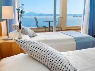 Imagen general del Hotel Corfu Luxury Villas, Pirgi. Foto 6