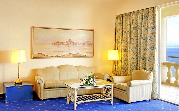 Imagen de los interiores del Hotel Corfu Palace. Foto 9