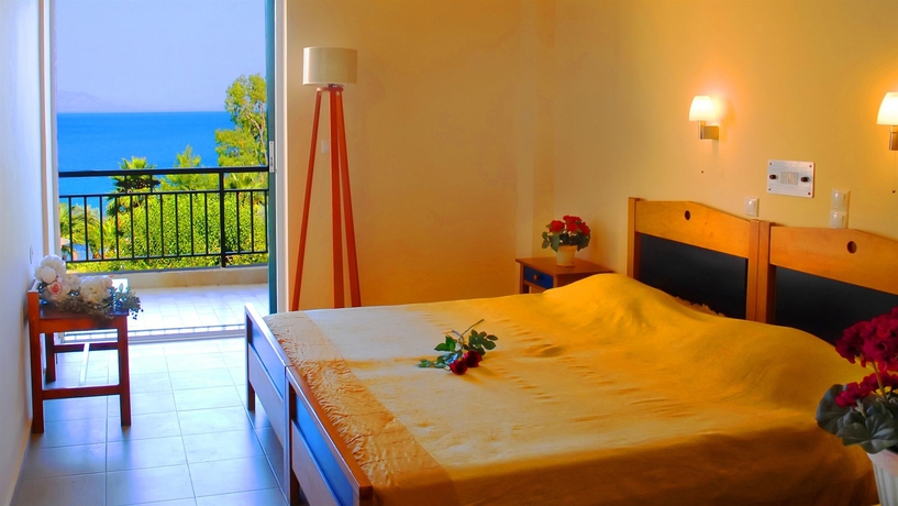 Imagen de la habitación del Hotel Corfu Senses Resort. Foto 8