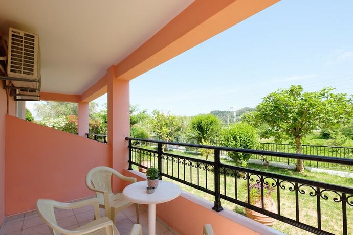 Imagen general del Hotel Corfu Village Studios. Foto 10