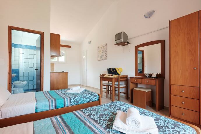 Imagen de la habitación del Hotel Corfu Village Studios. Foto 20