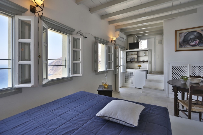 Imagen de los interiores del Hotel Cori Rigas Suites. Foto 14