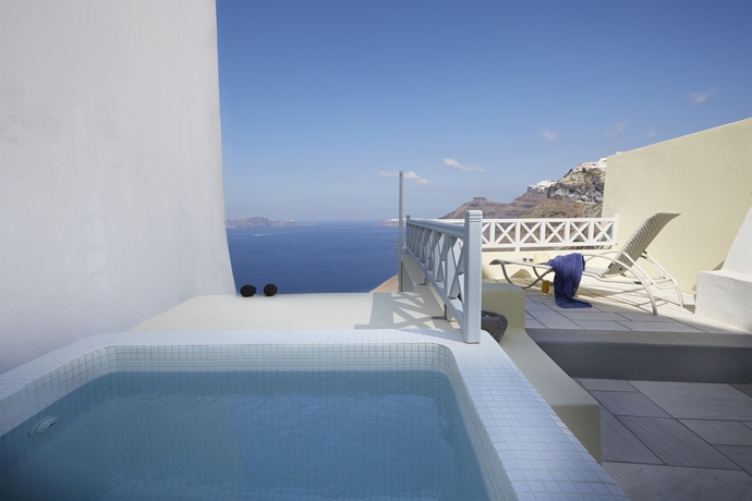 Imagen de los exteriores del Hotel Cori Rigas Suites. Foto 13