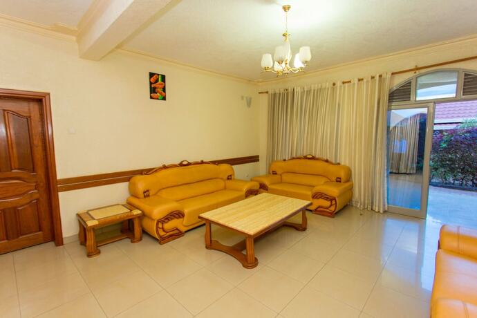 Imagen general del Hotel Corina K Guest House. Foto 12