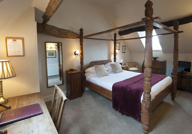 Imagen de la habitación del Hotel Corinium And Restaurant. Foto 13