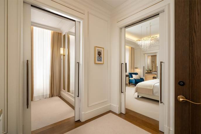 Imagen de la habitación del Hotel Corinthia Grand Du Boulevard Bucharest. Foto 2