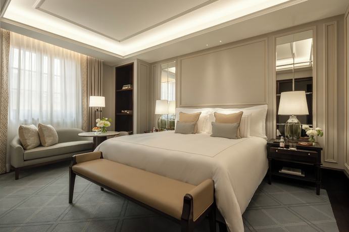 Imagen de la habitación del Hotel Corinthia Rome. Foto 2