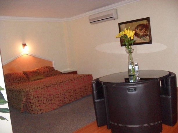 Imagen de la habitación del Hotel Corintios. Foto 7