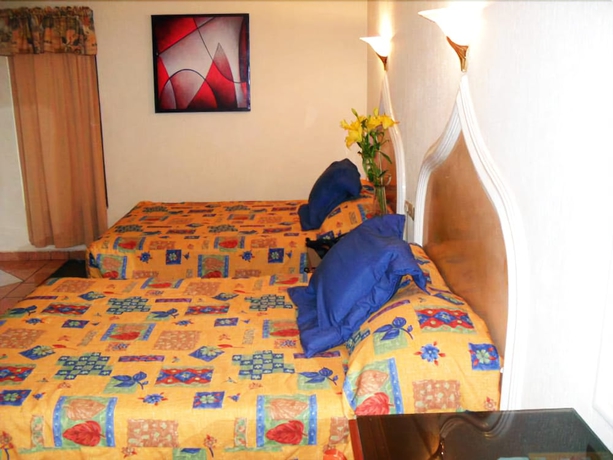 Imagen de la habitación del Hotel Corintios. Foto 8