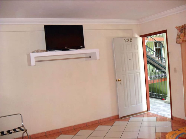 Imagen de la habitación del Hotel Corintios. Foto 9