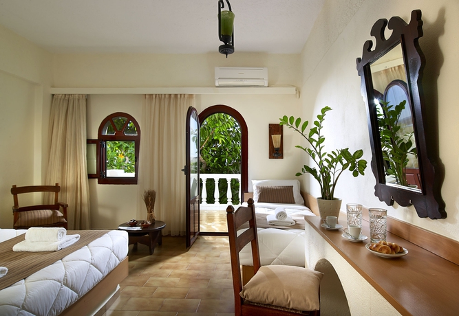 Imagen de la habitación del Hotel Coriva Beach. Foto 11