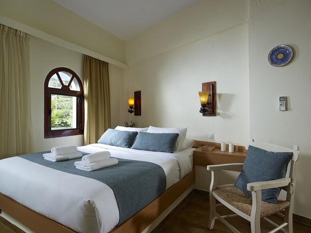 Imagen de la habitación del Hotel Coriva Beach. Foto 12