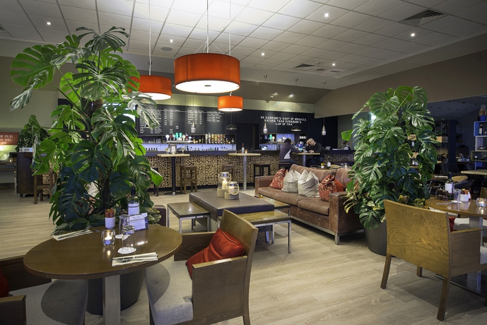 Imagen del bar/restaurante del Hotel Cork Airport. Foto 5