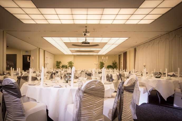 Imagen de los interiores del Hotel Cork International. Foto 12