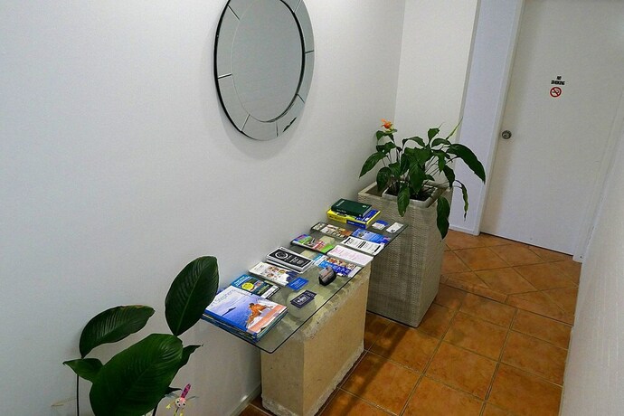 Imagen de los interiores del Hotel Corlette Retreat. Foto 34