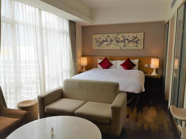 Imagen general del Hotel Cormar Suites. Foto 12