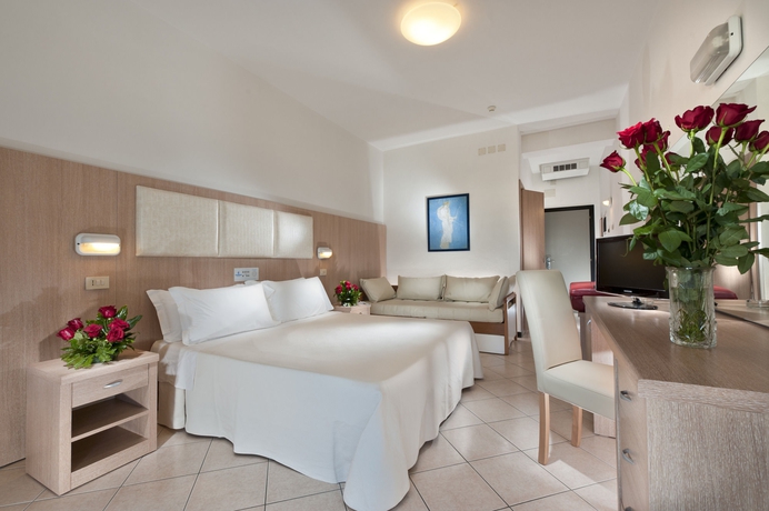 Imagen de la habitación del Hotel Cormoran. Foto 4