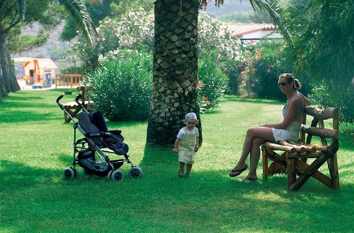 Imagen de los exteriores del Hotel Cormoran & Residence. Foto 12