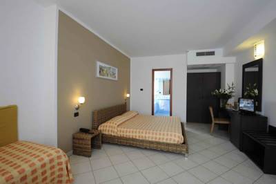 Imagen de la habitación del Hotel Cormorano Exclusive Club y Spa. Foto 9