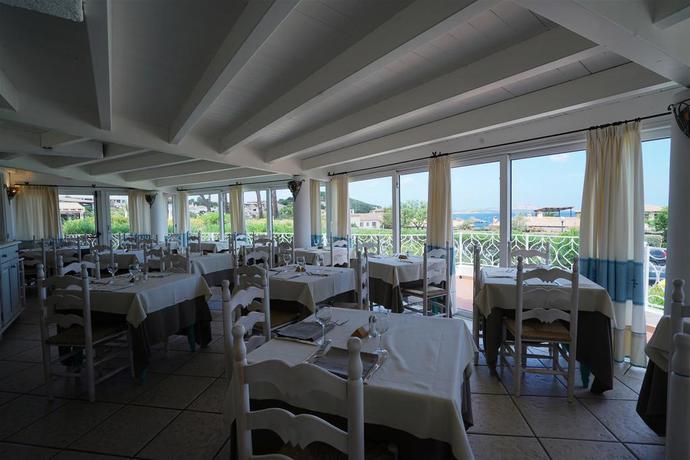 Imagen del bar/restaurante del Hotel Cormorano. Foto 13