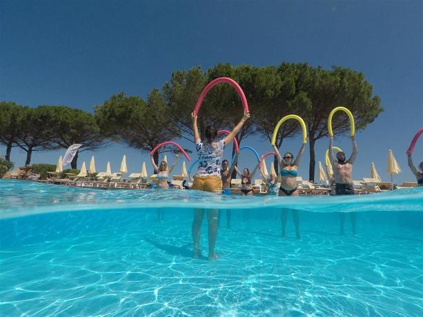 Imagen de la piscina del Hotel Cormorano. Foto 20