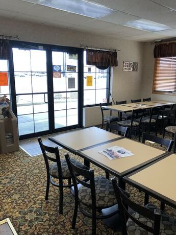 Imagen general del Hotel Corn Palace Inn. Foto 8